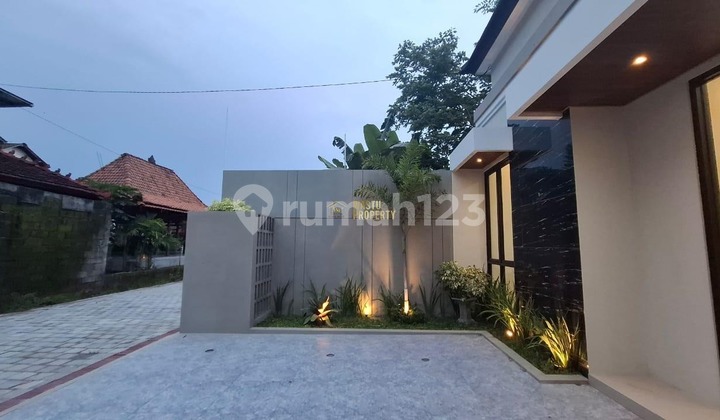 Ready-to-Occupy House in Strategic Location Ngaglik, Sleman 2
