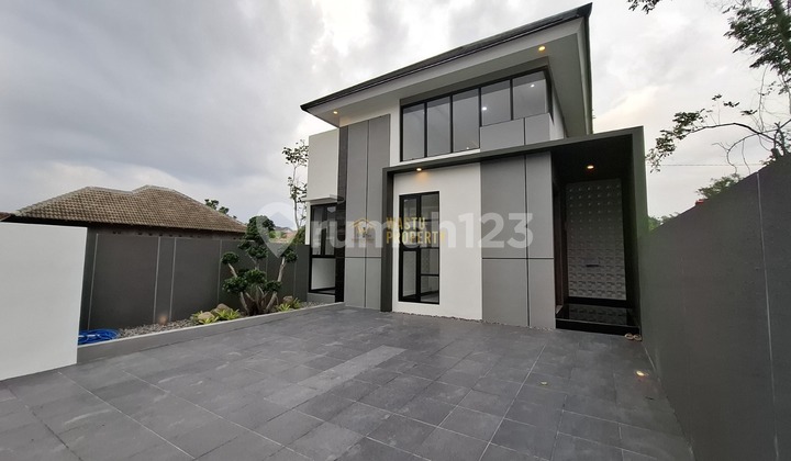 Dijual Rumah Desain Mewah Tanah Luas di Losari Ngaglik Sleman Dekat Sma N 2 Ngaglik 2