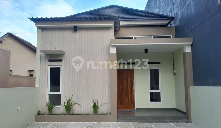  DIJUAL RUMAH CANTIK 700 JUTAAN SHM DEKAT KAMPUS UII DI SARDONOHARJO NGAGLIK SLEMAN 2