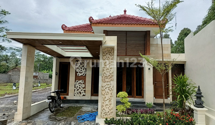  DIJUAL RUMAH MEWAH HARGA 400 JUTAAN DI MERTOYUDAN MAGELANG