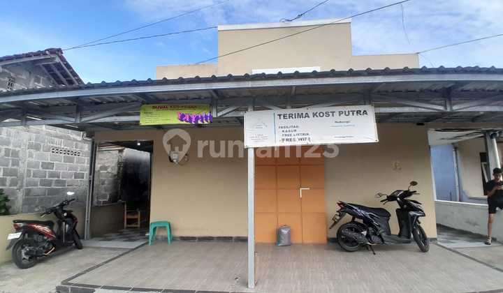 DIJUAL KOST SHM AKTIF 23 KAMAR 2 MENIT DARI KAMPUS UKRIM DI PURWOMARTANI KALASAN SLEMAN DIJUAL KOST SHM AKTIF 23 KAMAR 2 MENIT DARI KAMPUS UKRIM DI PURWOMARTANI KALASAN SLEMAN