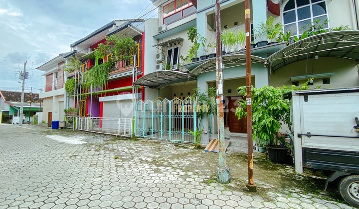  DIJUAL RUMAH SECOND 3 LANTAI SHM DI REJOWINANGUN KOTAGEDE JOGJA 2