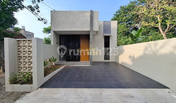  DIJUAL RUMAH SIAP HUNI 600 JUTAAN SHM DI NGEMPLAK SLEMAN 10 MENIT KE KAMPUS UPN JOGJA