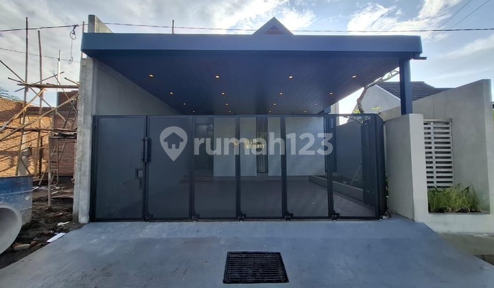 Dijual Rumah Luas Dekat Exit Tolo Jogja Solo SHM di Purwomartani Kalasan Sleman