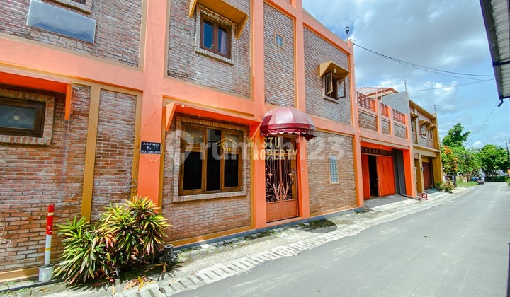 KOST MURAH 3 MENIT DARI JIH