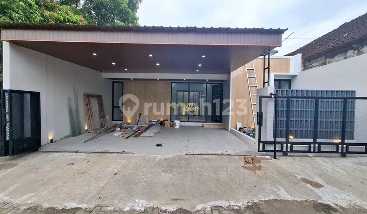 New House and Modern Design, Near Budi Mulia Kenayan School, Wedomartani