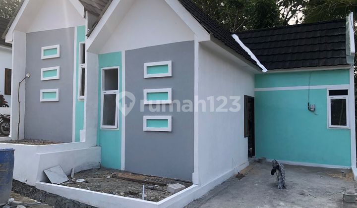 Rumah Subsidi Cantik Modern Angsuran Flat di Wates