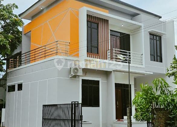 Rumah Mewah 2 Lantai di Cluster Exclusive di Depok Sleman