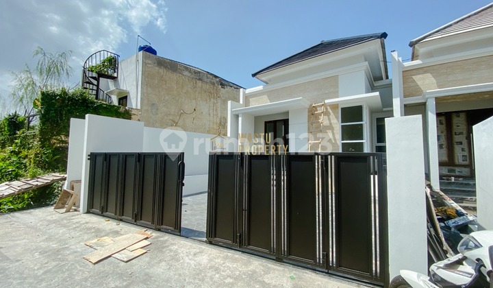 Beautiful Modern House, 3 Minutes from Tajem Main Road 2