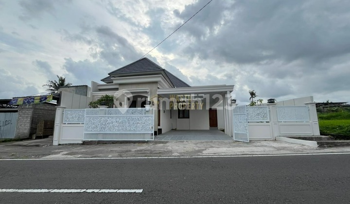 Classic Design Villa, Spacious Land, Fully Furnished, Near UII