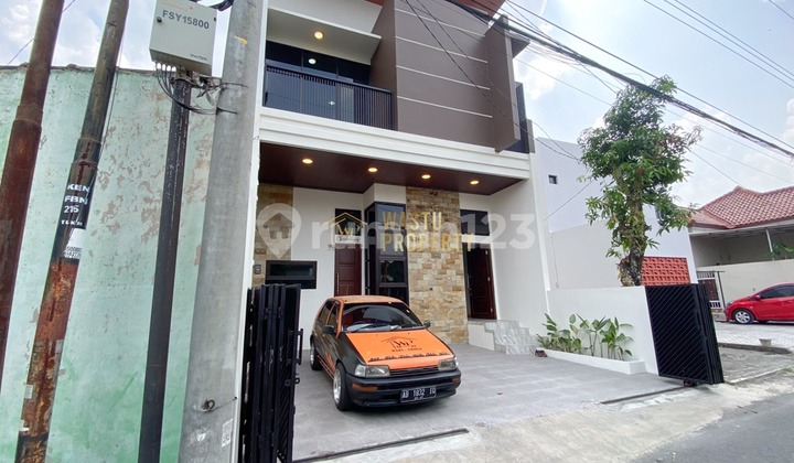 Modern 2-Story House Premium Location Condongcatur Near UGM &amp; Sardjito Hospital 2