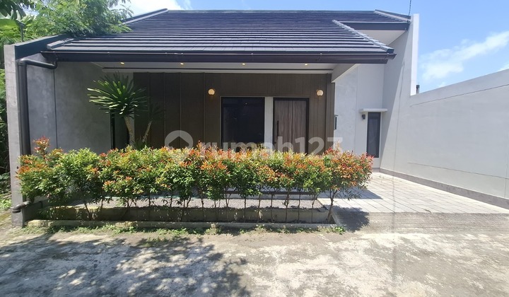 Rumah Baru Modern Murah Siap Huni Tanah Luas di Kalasan Rumah Baru Modern Murah Siap Huni Tanah Luas di Kalasan