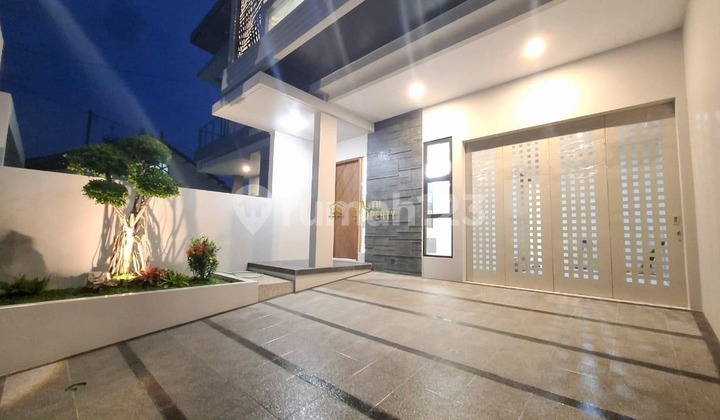 Rumah Baru Mewah 2 Lantai Siap Huni di Ngaglik 2