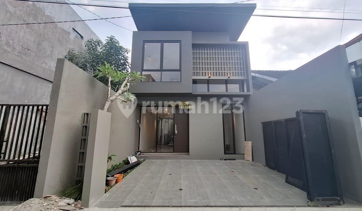 Rumah Baru Siap Huni 2 Lantai Full Furnished di Ngaglik