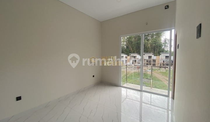 Rumah Baru, Modern, 8 Menit ke Kampus Uii Jogja 2
