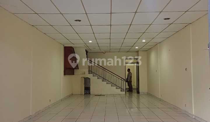 Disewakan Ruko di Mekar Wangi Siap Pakai Bonus Ac