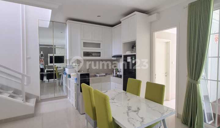 Dijual Rumah Cantik Full Furnished di Podomoro Bandung 2