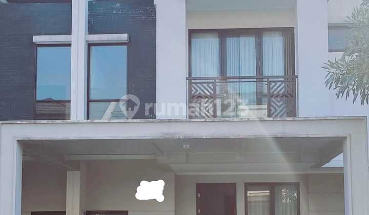 Disewakan Rumah Semi Furnished di Podomoro