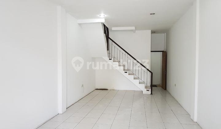 For Rent Shop House on Mekar Wangi Main Road 2