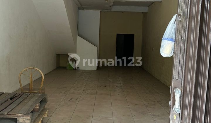For Rent: Shop House in a Strategic Location 2