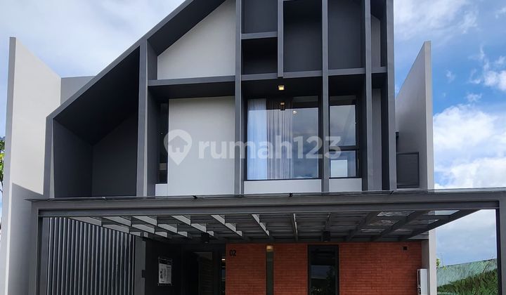 Rumah Baru dengan Lingkungan Asri di Summarecon Bandung