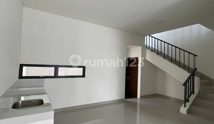 For Sale House in Fashagriya Cluster Podomoro Park Bandung 2