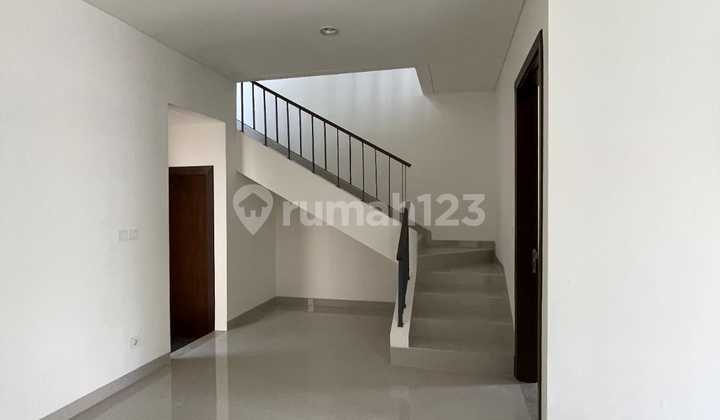 For Sale House in Fashagriya Cluster Podomoro Park Bandung 1