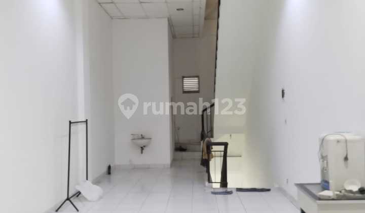 For Rent: Shop House in Mekar Wangi For Rent: Shop House in Mekar Wangi