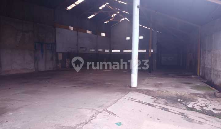 Cheap sale!!! Warehouse for rent on Rajawali Street