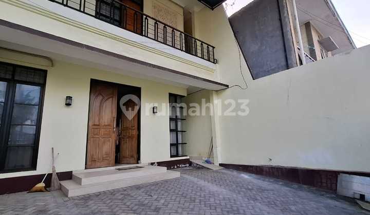 Rumah Segera Dijual , Muat 3 Mobil, Renon,denpasar 2