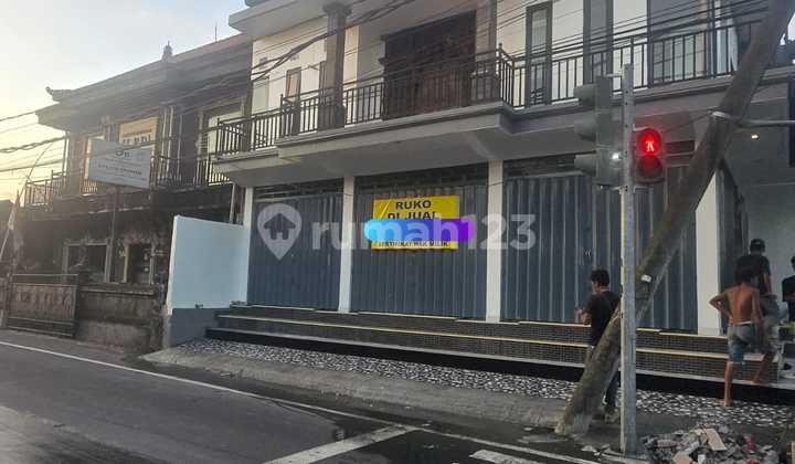 Ruko 2 Lantai Type Hook Di Anggungan Lukluk