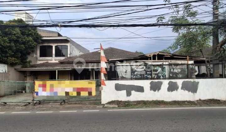 Dijual cepat rumah & Tempat usaha di pinggir jalan raya besar  