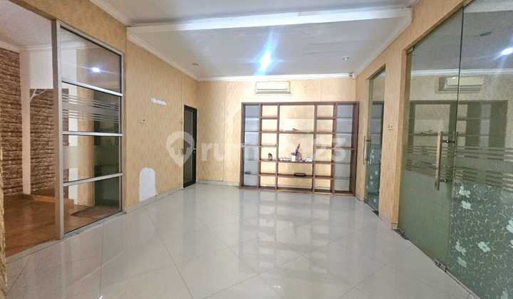 Ruko Sewa Siap Pakai Cocok Cafe dan Office di Boulevard Harapan Indah Bekasi Bekasi Ruko Sewa Siap Pakai Cocok Cafe dan Office di Boulevard Harapan Indah Bekasi Bekasi