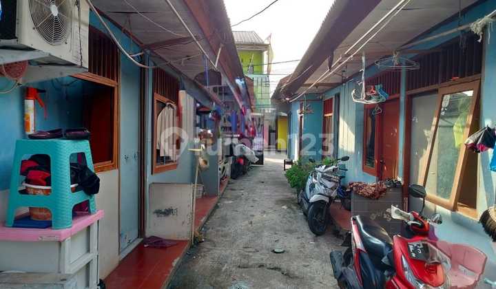 Rental House and Fully Occupied Kiosk For Sale Cheap in Cikunir Jakamulya South Bekasi Profitable Investment 2