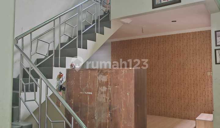 Rumah 2 Lantai Dijual Dibawah Harga Pasaran Pekayon Jaya Bekasi Selatan 2