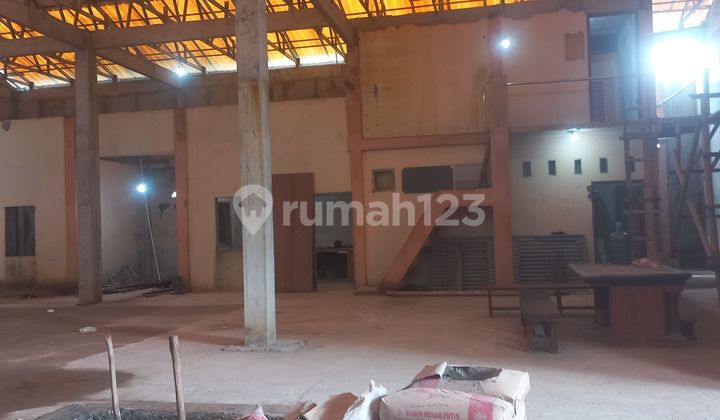 Ready-to-Use New Building Warehouse in Jatiasih, Built-up Area 500, Bekasi City