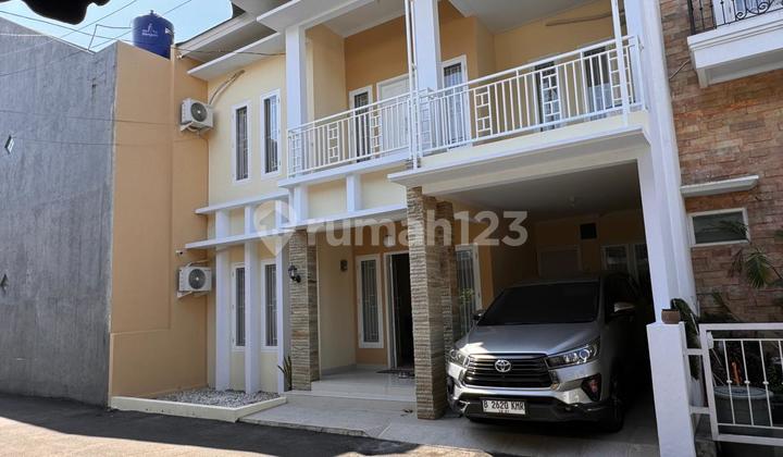 Rumah Cantik Furnish Siap Huni Dalam Cluster di Pondok Kelapa 2