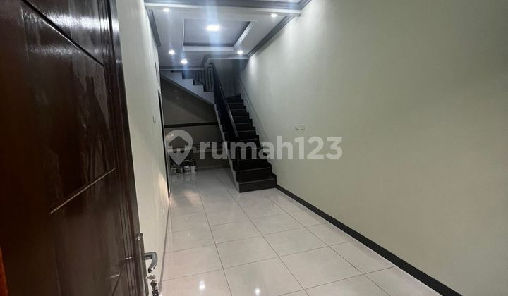 Rumah Bagus 2 Lantai di Pekayon Bekasi Selatan 3 Kamar Tidur Dekat Mal Grand Galaxy Park