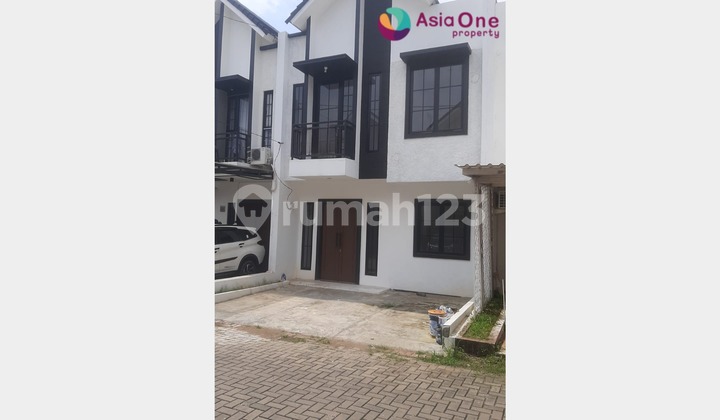 For Sale New 2-Story Ready-to-Occupy House in a Modern Cluster