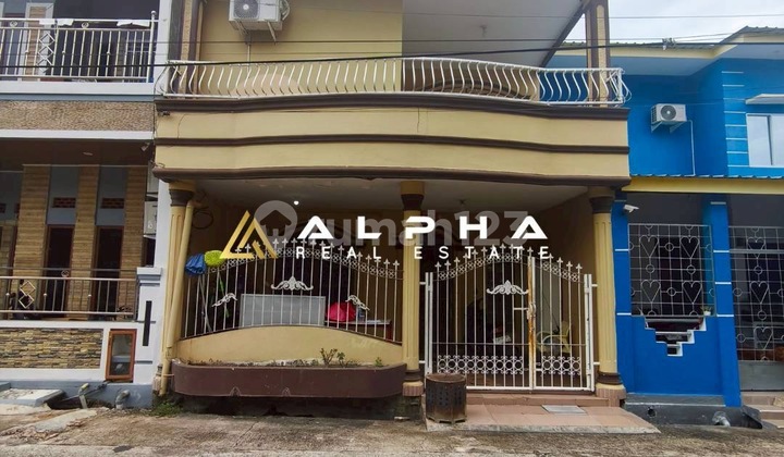 House, 2 Floors, Freehold Certificate, Near Port Access, in Batam Centre,