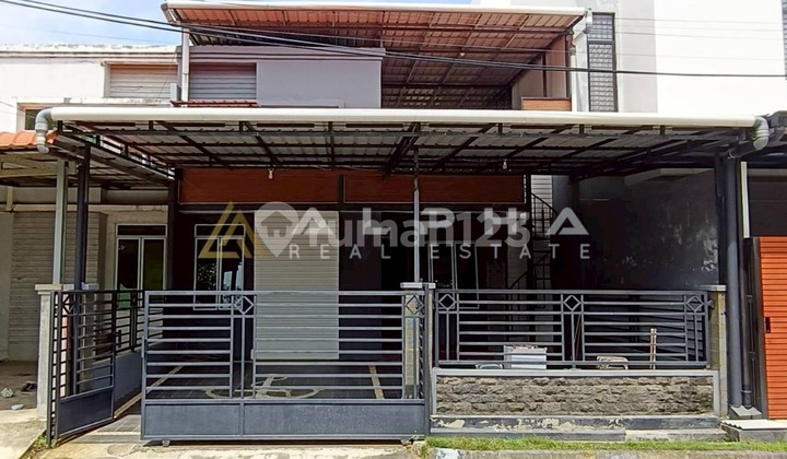 Rumah Oriana 1.5 Lantai Dekat Top 100 Garden Avenue