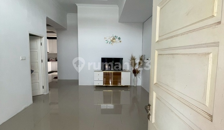 Dream Castle Gesya Semi Furnished Near Top 100 Niaga Mas 2