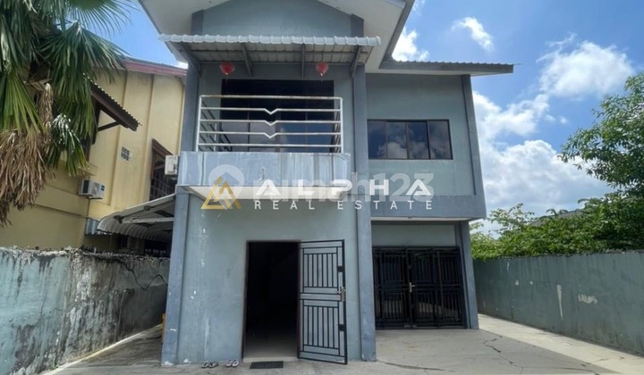 House, 2 Floors, Near Shopping Center, in Batam Centre,