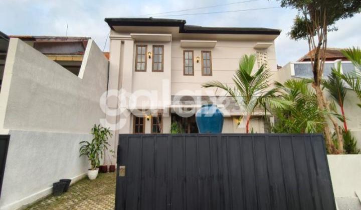 Modern Classic Strategic House in Taman Griya Jimbaran Badung, Bali