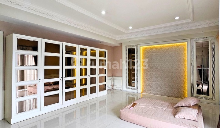 Luxury House in South Jakarta, Great Price, Modern Classic Concept, Tebet - South Jakarta 2
