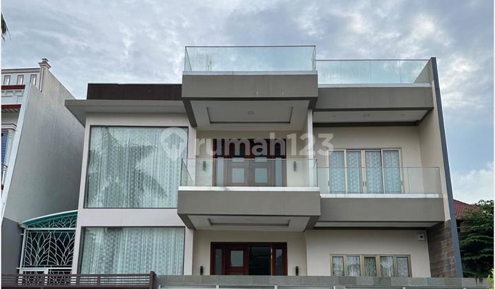 Dijual / Disewakan Rumah Mewah 2,5 Lantai Full Renov & Interior Di Boulevard Sukajadi Rumah Bagus