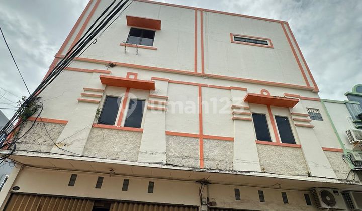 Cheap for Rent‼️2 Connected Shop Houses in Kintamani Shop House, Batam City Cheap for Rent‼️2 Connected Shop Houses in Kintamani Shop House, Batam City