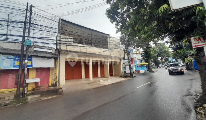 Ruko 2 Lantai di Lokasi Strategis dan Jalur Bisnis Ciracas: Selangkah ke LRT & Tol, SHM, Bebas Banjir & Akses 3 Mobil - Siap Huni!