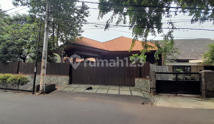 For Sale: Perfect Modern Luxury Home, Comfort, Security, & Freshness United in a Tropical Ambiance amidst the Green Nature of East Jakarta with Indonesian Teak Wood Nuances. For Sale: Perfect Modern Luxury Home, Comfort, Security, & Freshness United in a Tropical Ambiance amidst the Green Nature of East Jakarta with Indonesian Teak Wood Nuances.