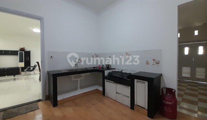 Siap Huni! Rumah Baru Minimalis 2 Lantai di Duren Sawit. Akses 3 Mobil, 5 Menit ke Tol & LRT Supermarket, Lingkungan Asri & Bebas Banjir 2